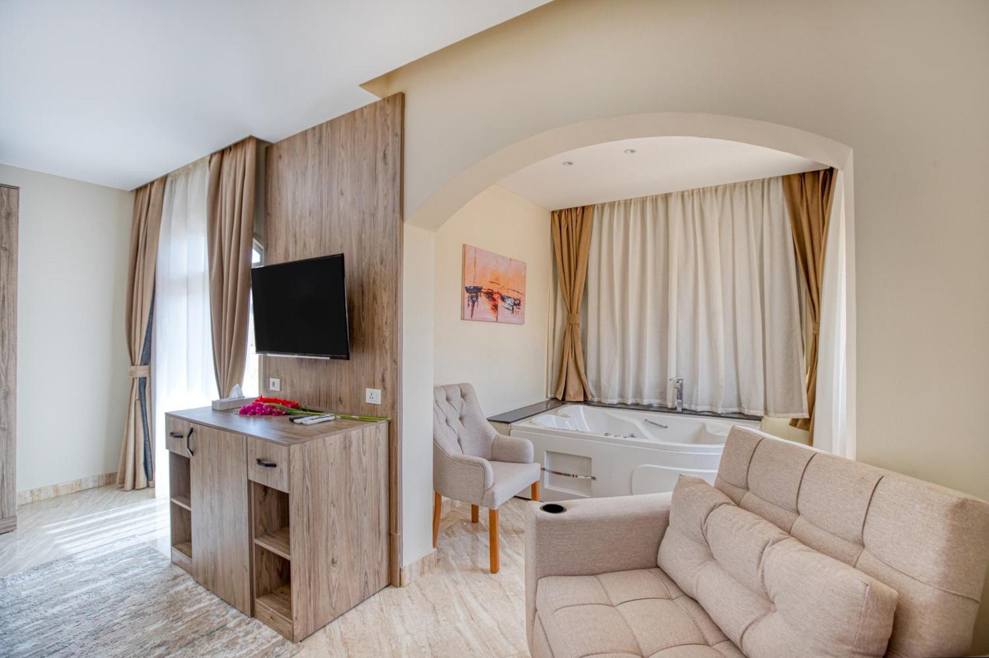 Soul Pyramids View Hotell Kafret el-Gabal Exteriör bild