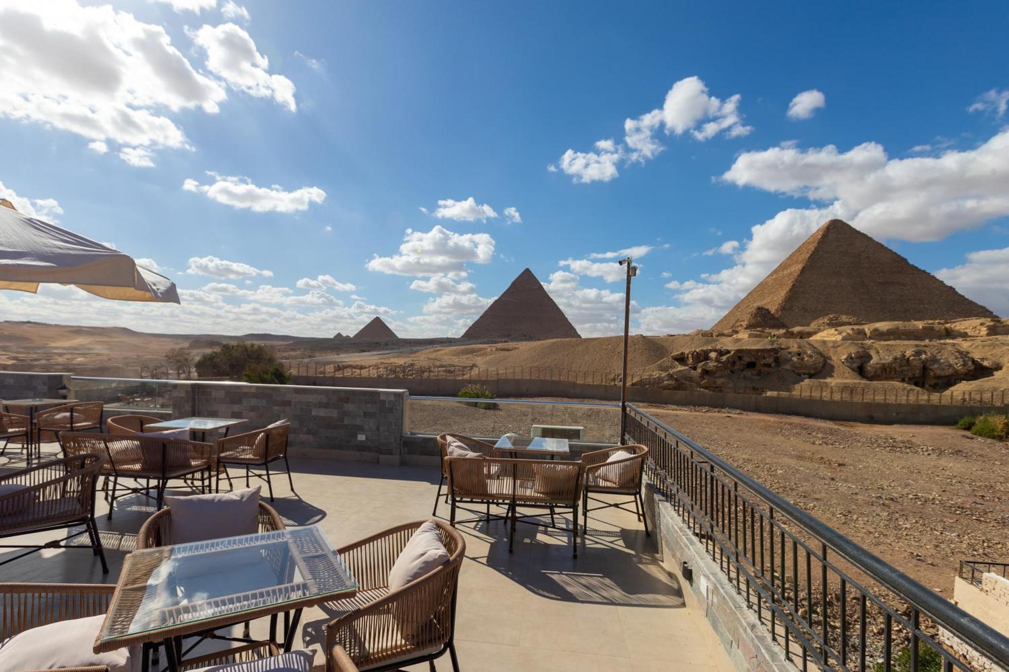 Soul Pyramids View Hotell Kafret el-Gabal Exteriör bild