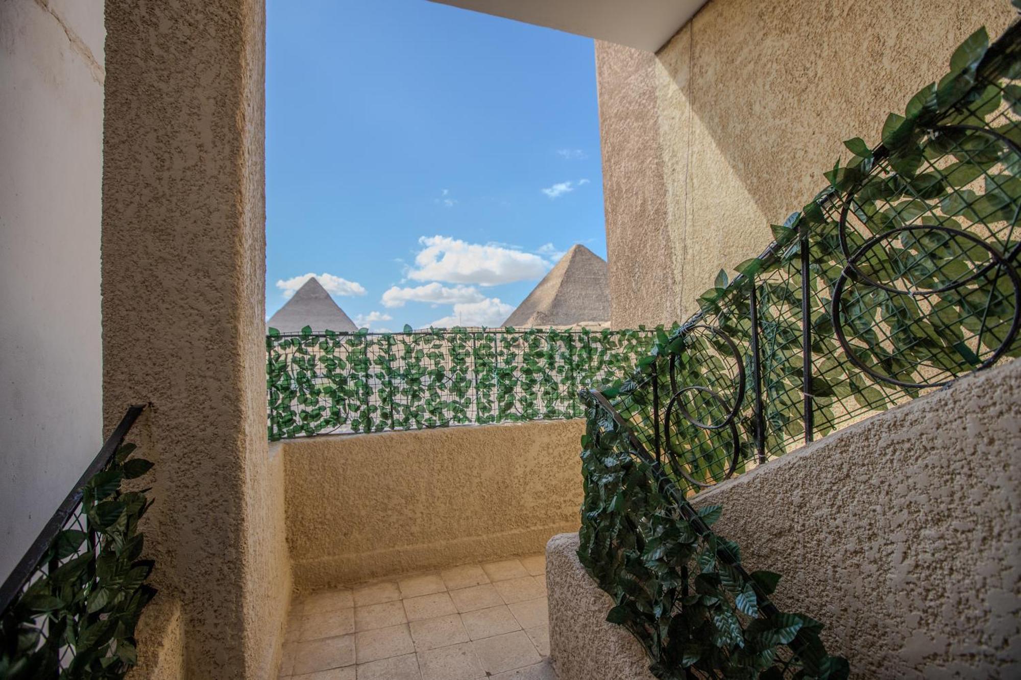 Soul Pyramids View Hotell Kafret el-Gabal Exteriör bild