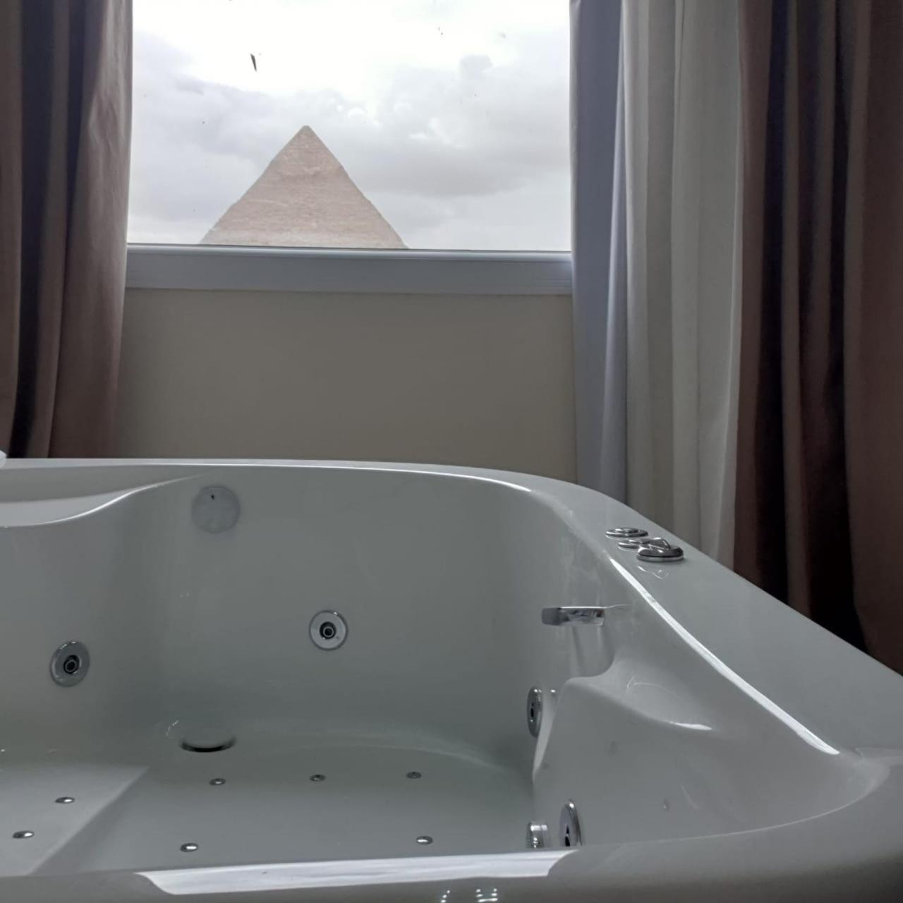 Soul Pyramids View Hotell Kafret el-Gabal Exteriör bild